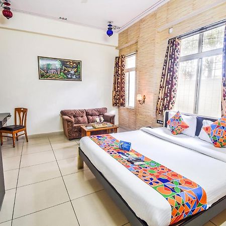 Fabhotel Everest International Udaipur Eksteriør bilde