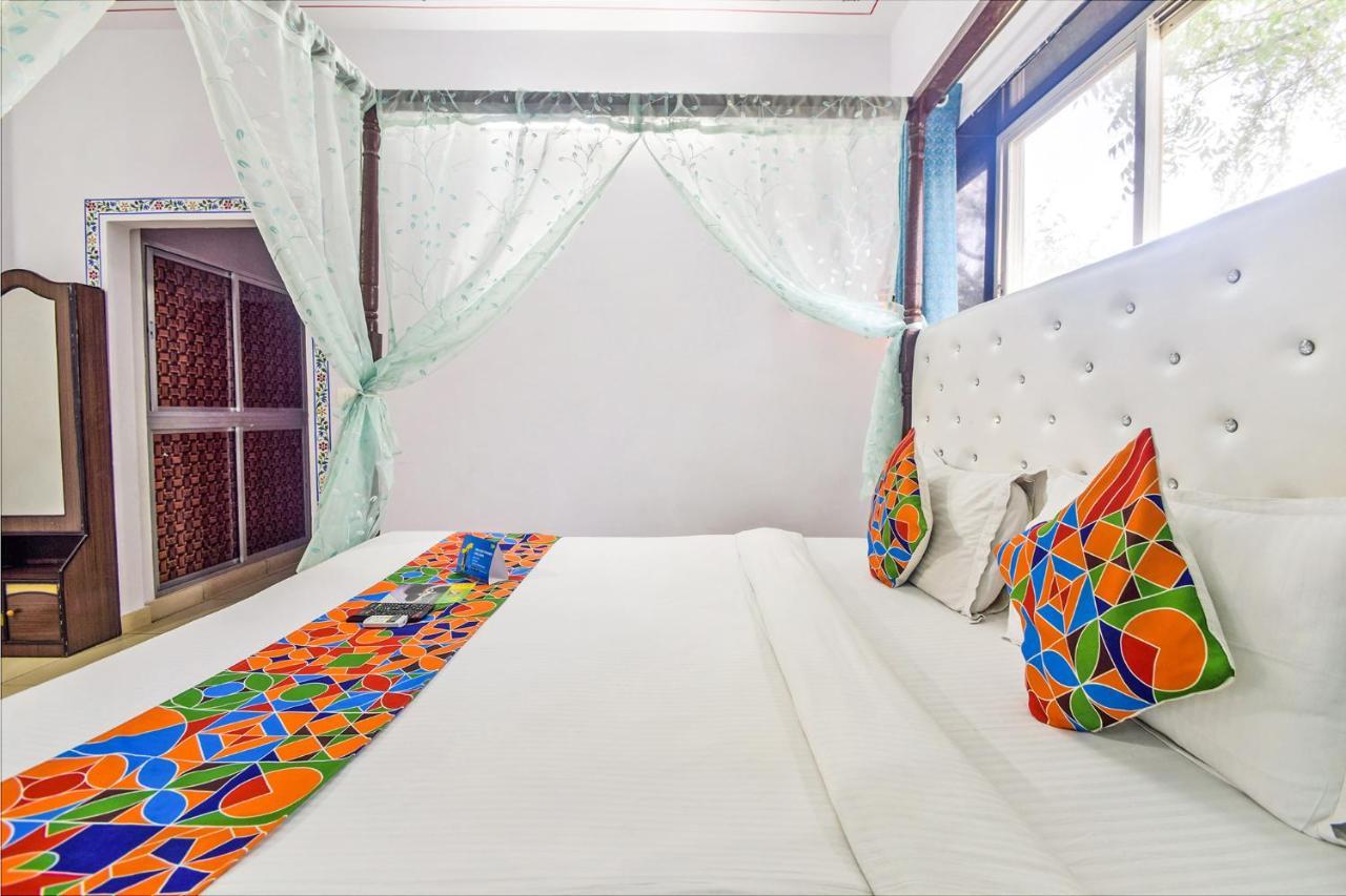 Fabhotel Everest International Udaipur Eksteriør bilde